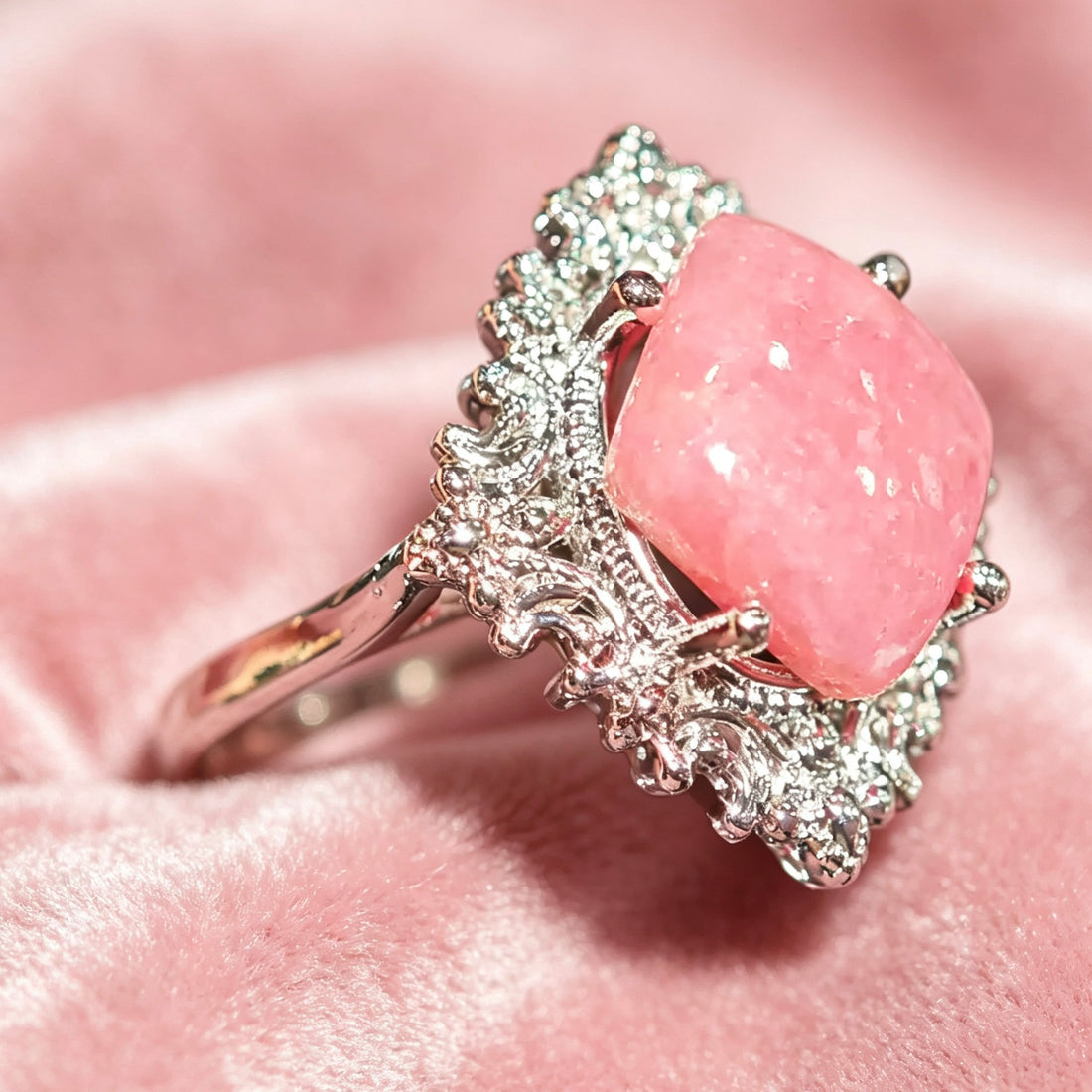 Bague en Rhodochrosite – Taille losange – Laiton blanc plaqué argent