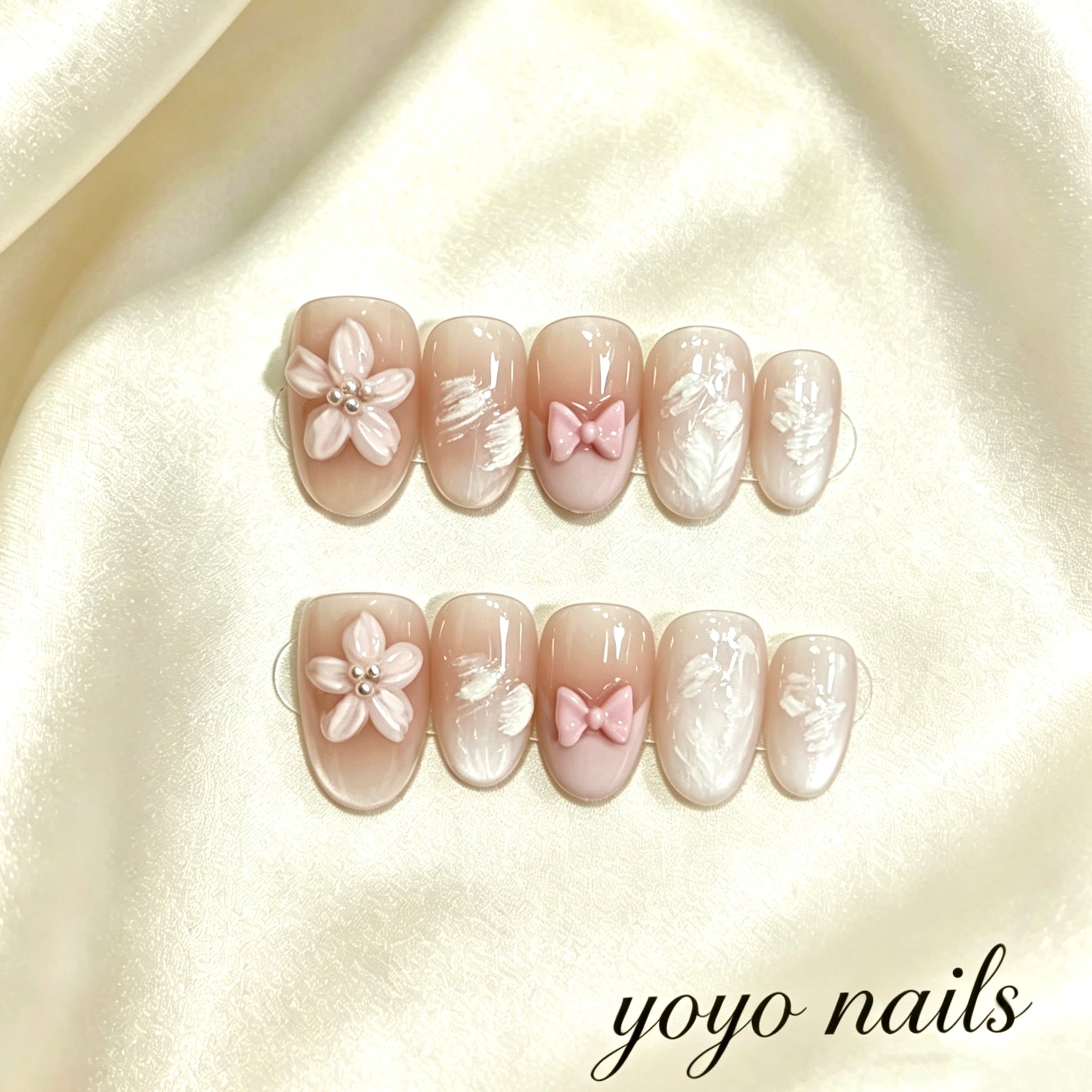 N012 Faux ongles fleurs roses et nœuds papillon