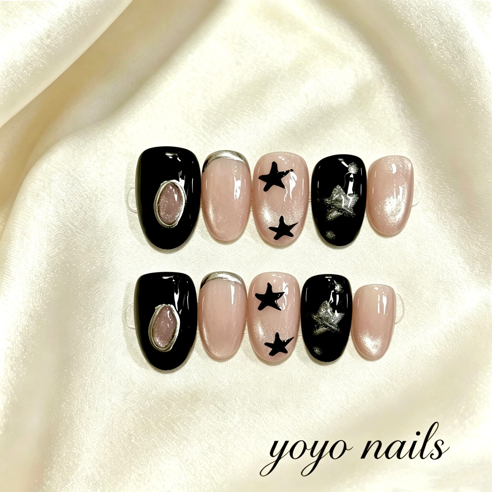 Faux ongles étoiles rose et noir