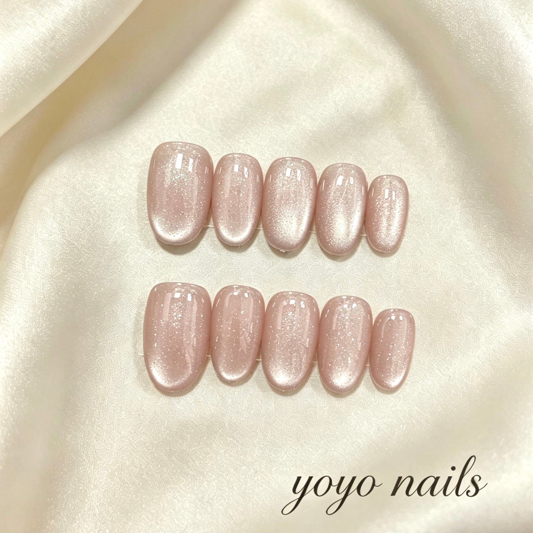 N005 Œil de chat Rose Clair